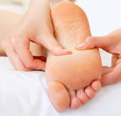 Neuroma di Morton: sintomi, cause, diagnosi e cosa può aiutare il piede